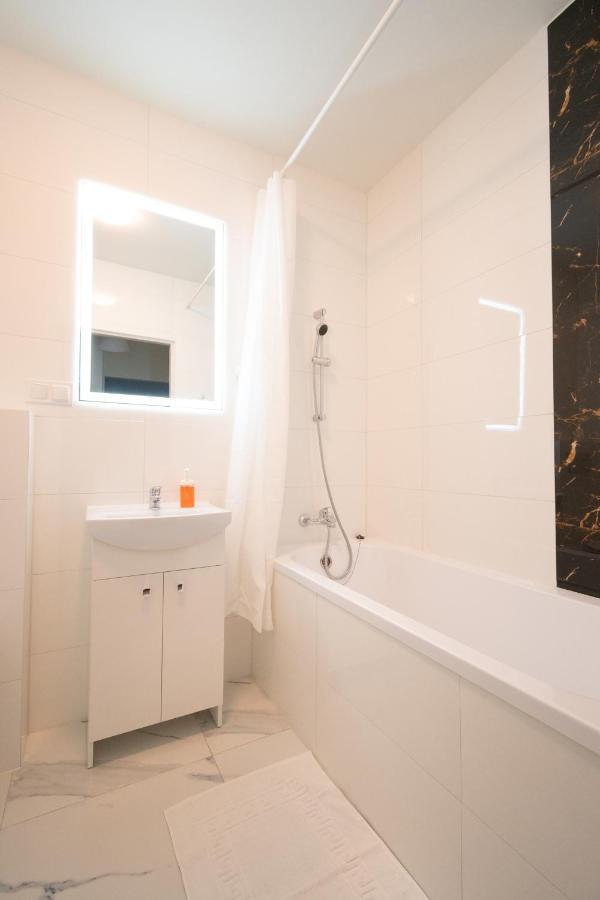 Apartament Alpha Łódź Extérieur photo